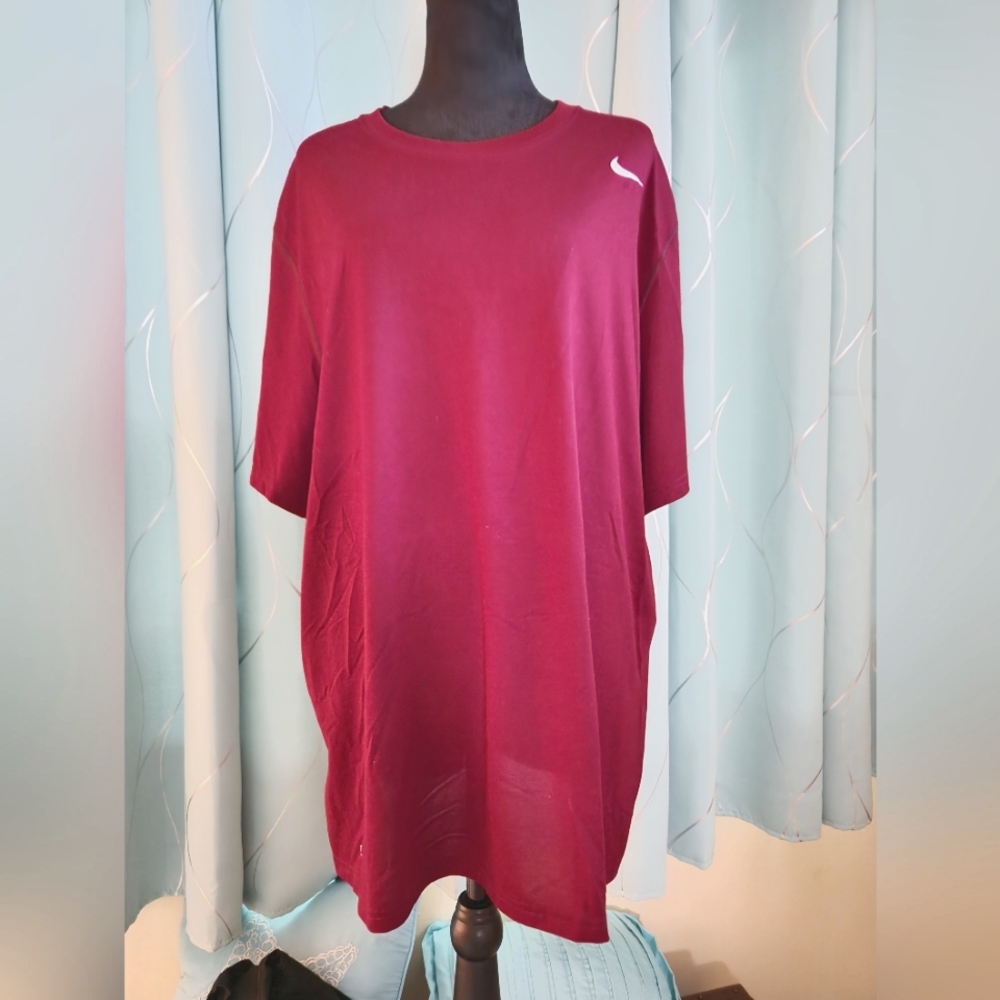 MEN'S NIKE DRI-FIT T SHIRT